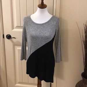 Market & Spruce Black & Grey Tunic - Size Medium